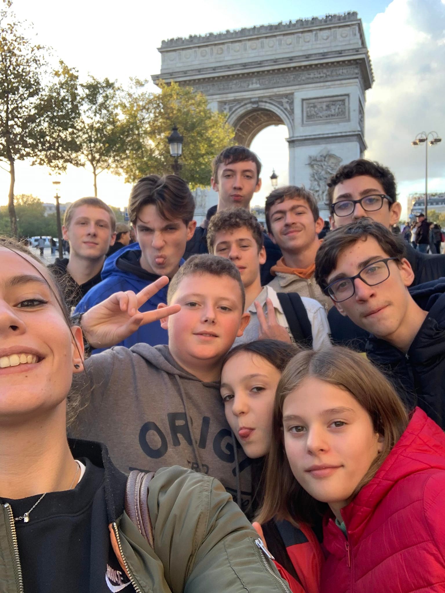 <div>Sortie entre jeunes - Séjour à Paris</div>